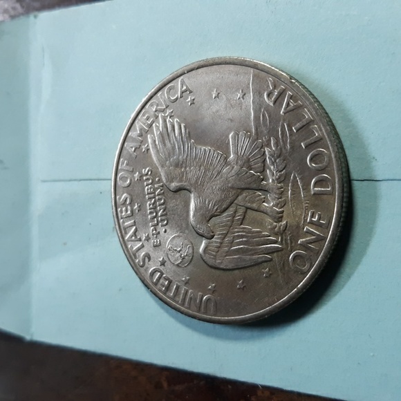 1971 D Eisenhower Dollar (SKU C 168) - Picture 2 of 2